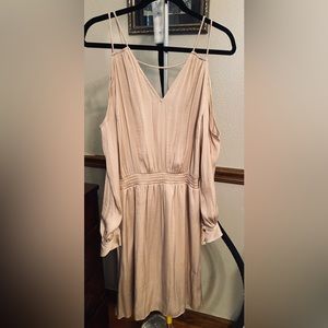 Jennifer Lopez, size M very cute dress